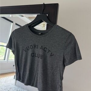 Vuori Women's Gray Cropped Top Actv Tee XS